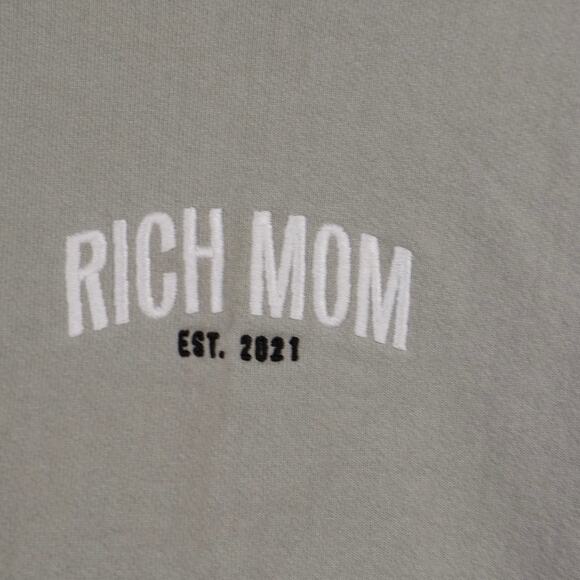Rich Mom Embroidered Pullover Long Sleeve Sweatshirt Sage Green‎ SZ Medium - Picture 3 of 4
